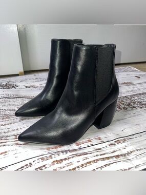 NWOT Black Pointed Ankle Heel Boots